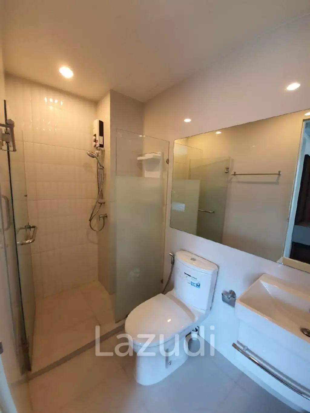 1 Bed 1 Bath 24.50 SQ.M Life Asoke Condo