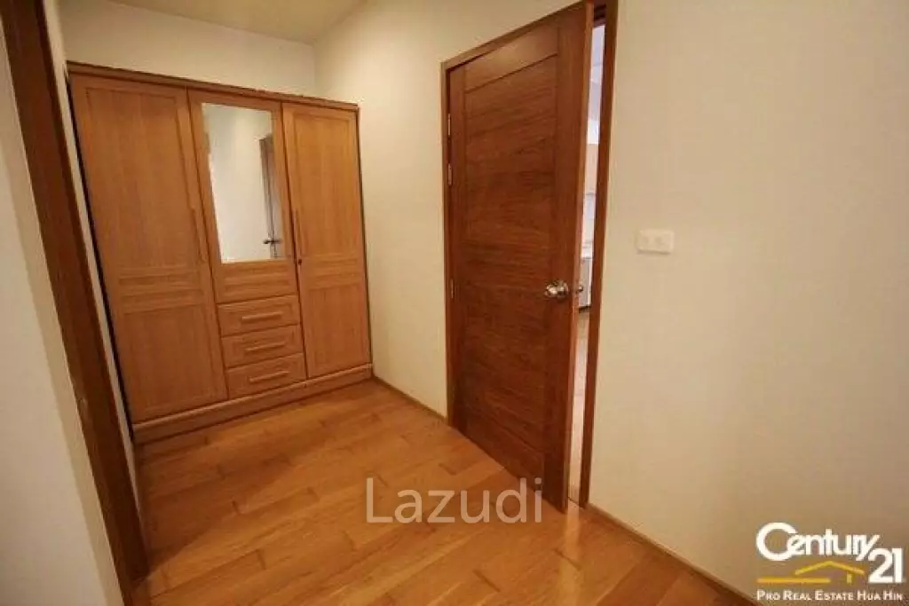 BAAN SAN SUK : 2 Bed Beachfront Condo with Sea View