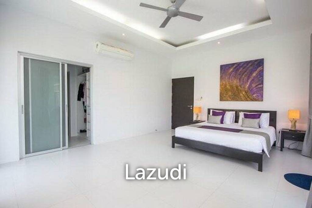 930 Sqm 5 Bed 3 Bath Villa For Sale