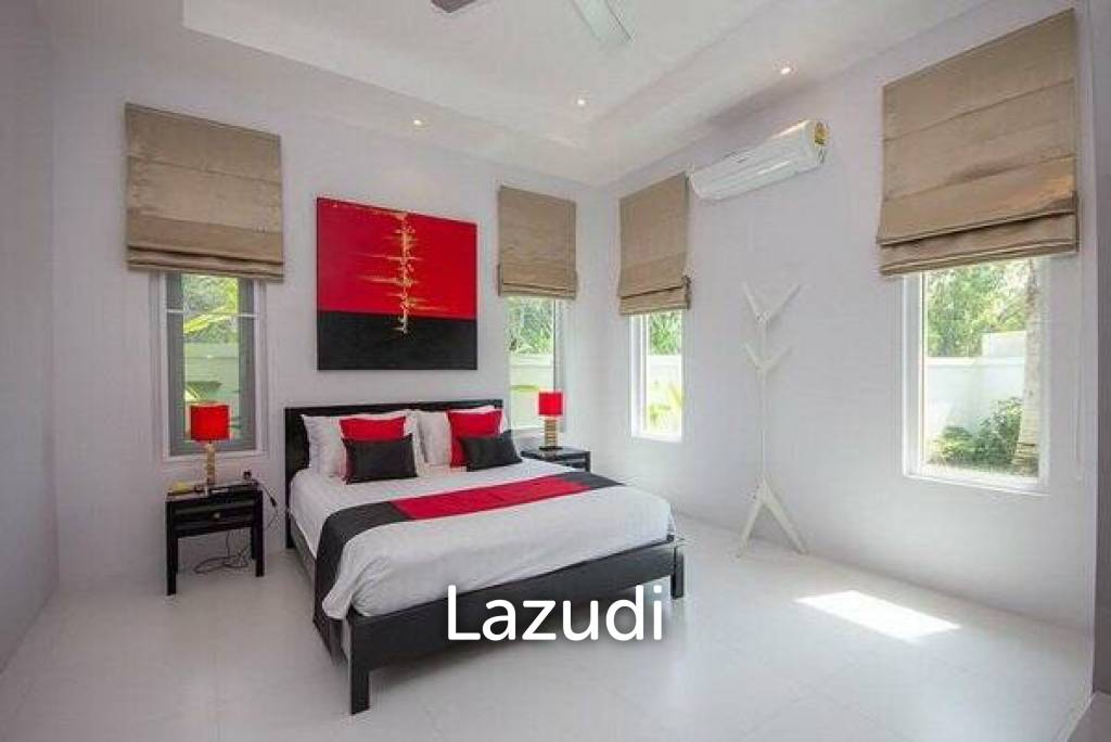 930 Sqm 5 Bed 3 Bath Villa For Sale