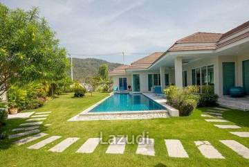 WATERSIDE RED MOUNTAIN : Luxury 4 Bed Pool Villa