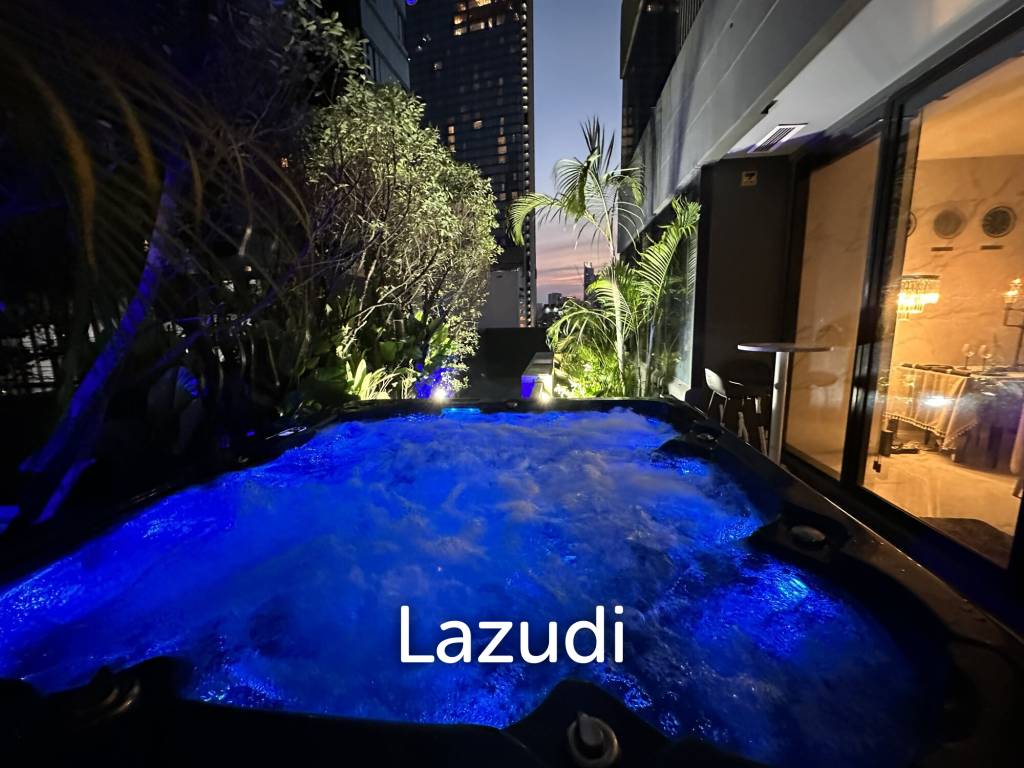 2 Bedrooms 2 Bathrooms 158 SQ.M at M Silom