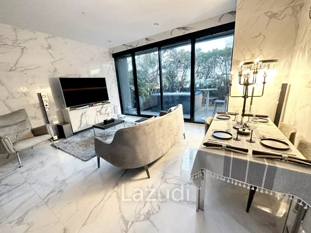 2 Bedrooms 2 Bathrooms 158 SQ.M at M Silom