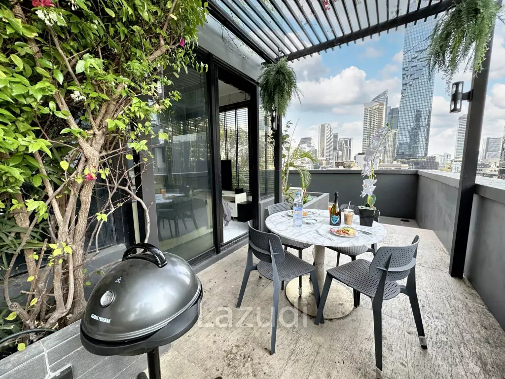 2 Bedrooms 2 Bathrooms 158 SQ.M at M Silom