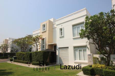 Luxurious 4 Bedroom 2 Storey Villa on Private Residence