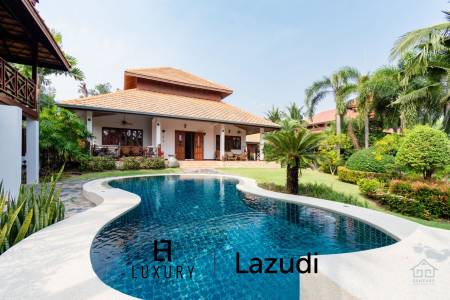 WHITE LOTUS 2 : Beautiful 3 bed pool Villa