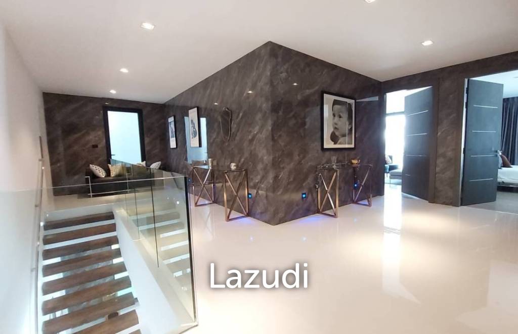 5 Bed 5 Bath 700 SQ.M. D-Sign Villas