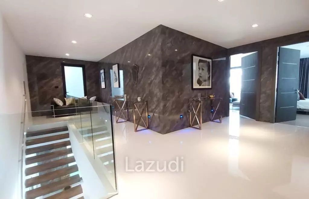5 Bed 5 Bath 700 SQ.M. D-Sign Villas