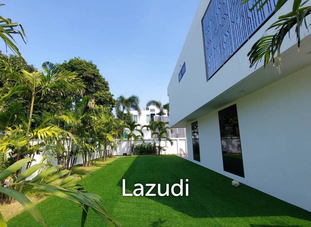 5 Bed 5 Bath 700 SQ.M. D-Sign Villas