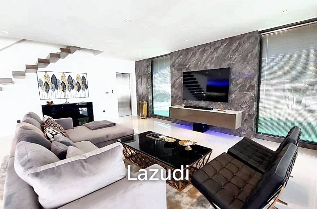 5 Bed 5 Bath 700 SQ.M. D-Sign Villas