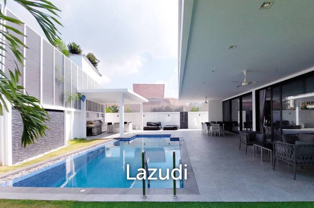 วิลล่าหรูโมเดิร์น 6 ห้องนอน 3 ชั้น ใจจกลางเมืองพัทยา