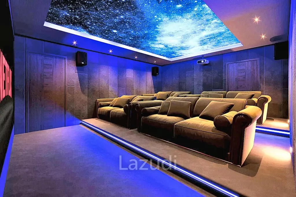 วิลล่าหรูโมเดิร์น 6 ห้องนอน 3 ชั้น ใจจกลางเมืองพัทยา