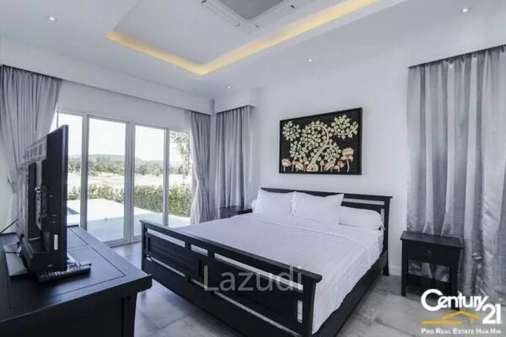 Beautiful 3 Bed Pool Villa on the famous Black Mountain Golf Course