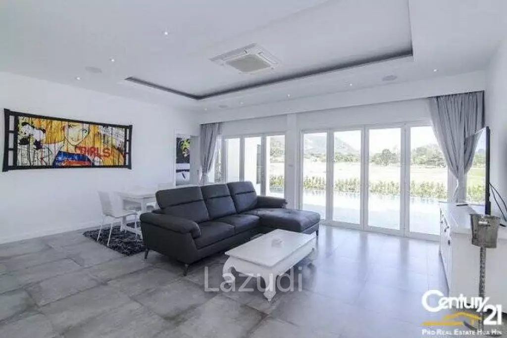 Beautiful 3 Bed Pool Villa on the famous Black Mountain Golf Course