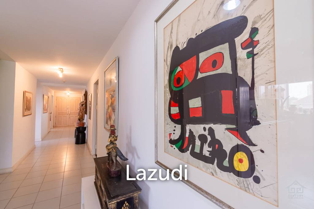 260 Sqm 3 Bed 3 Bath Condominium For Sale