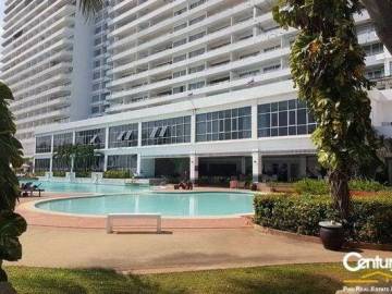 1 Bed Beachfront Condo