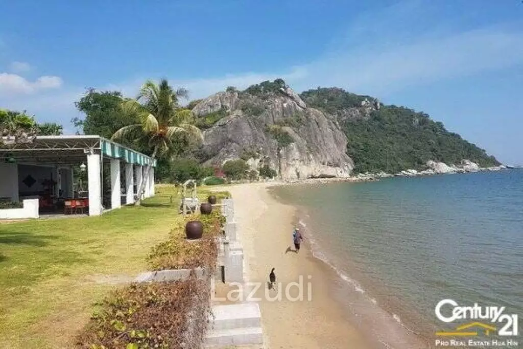 1 Bed Beachfront Condo