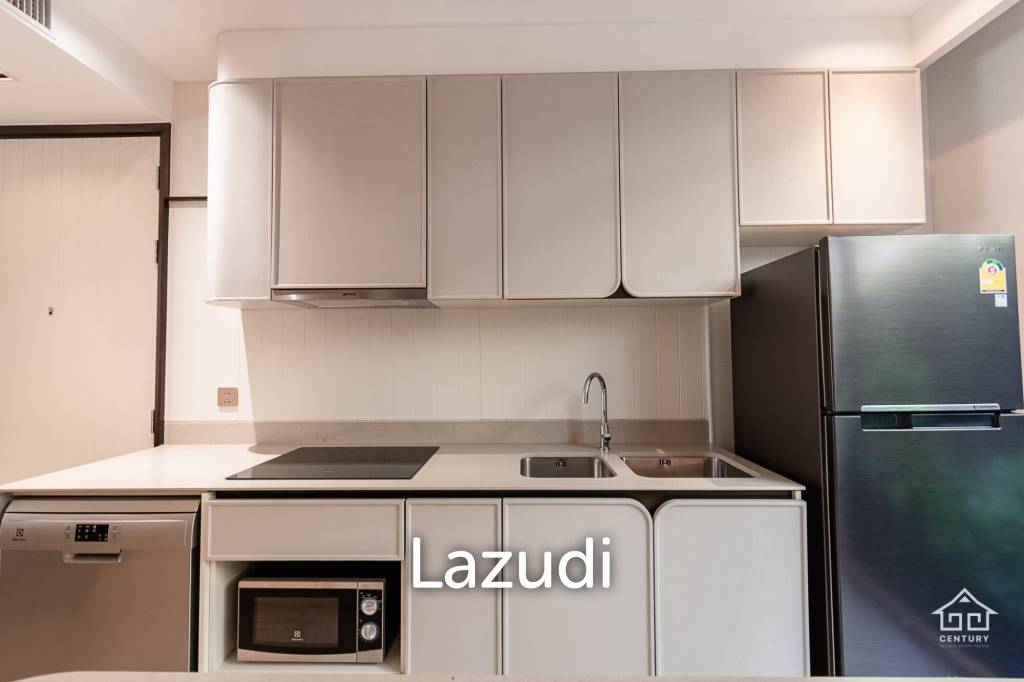 INTERCONTINENTAL RESIDENCES :  Luxury 2 Bed  Pool Access Beachfront condo