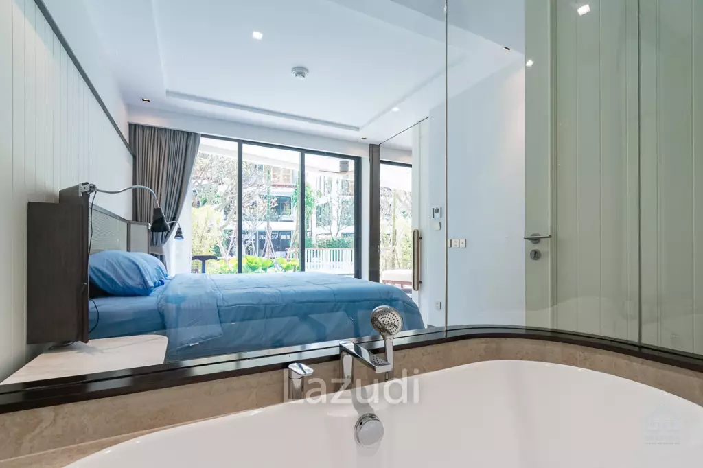 INTERCONTINENTAL RESIDENCES :  Luxury 2 Bed  Pool Access Beachfront condo