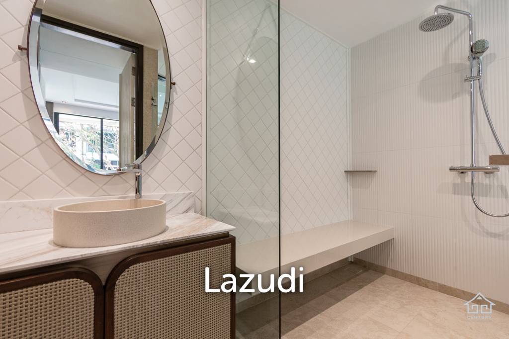 INTERCONTINENTAL RESIDENCES :  Luxury 2 Bed  Pool Access Beachfront condo