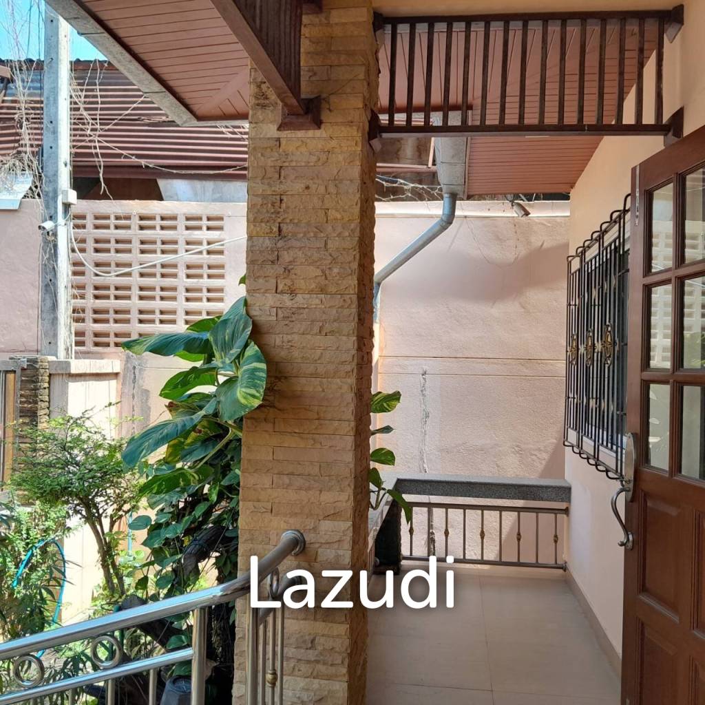 3 Bedrooms 3 Bathrooms 248 SQ.M House Corner Unit Soi Paniend Charg.