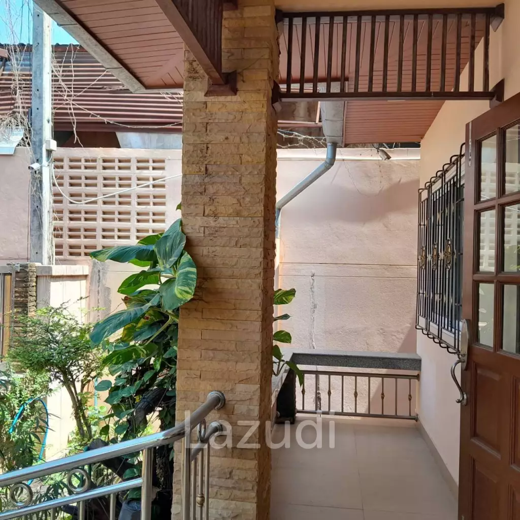 3 Bedrooms 3 Bathrooms 248 SQ.M House Corner Unit Soi Paniend Charg.