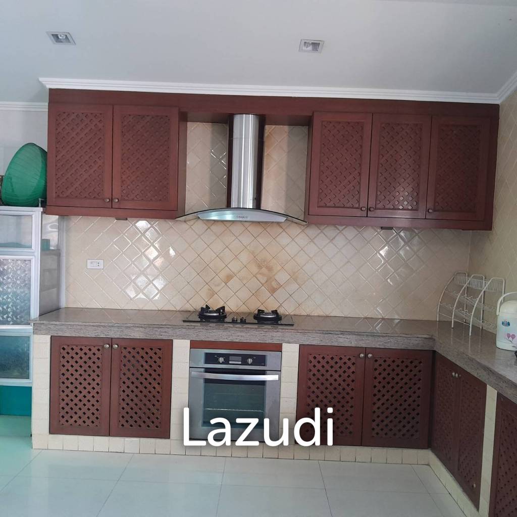 3 Bedrooms 3 Bathrooms 248 SQ.M House Corner Unit Soi Paniend Charg.