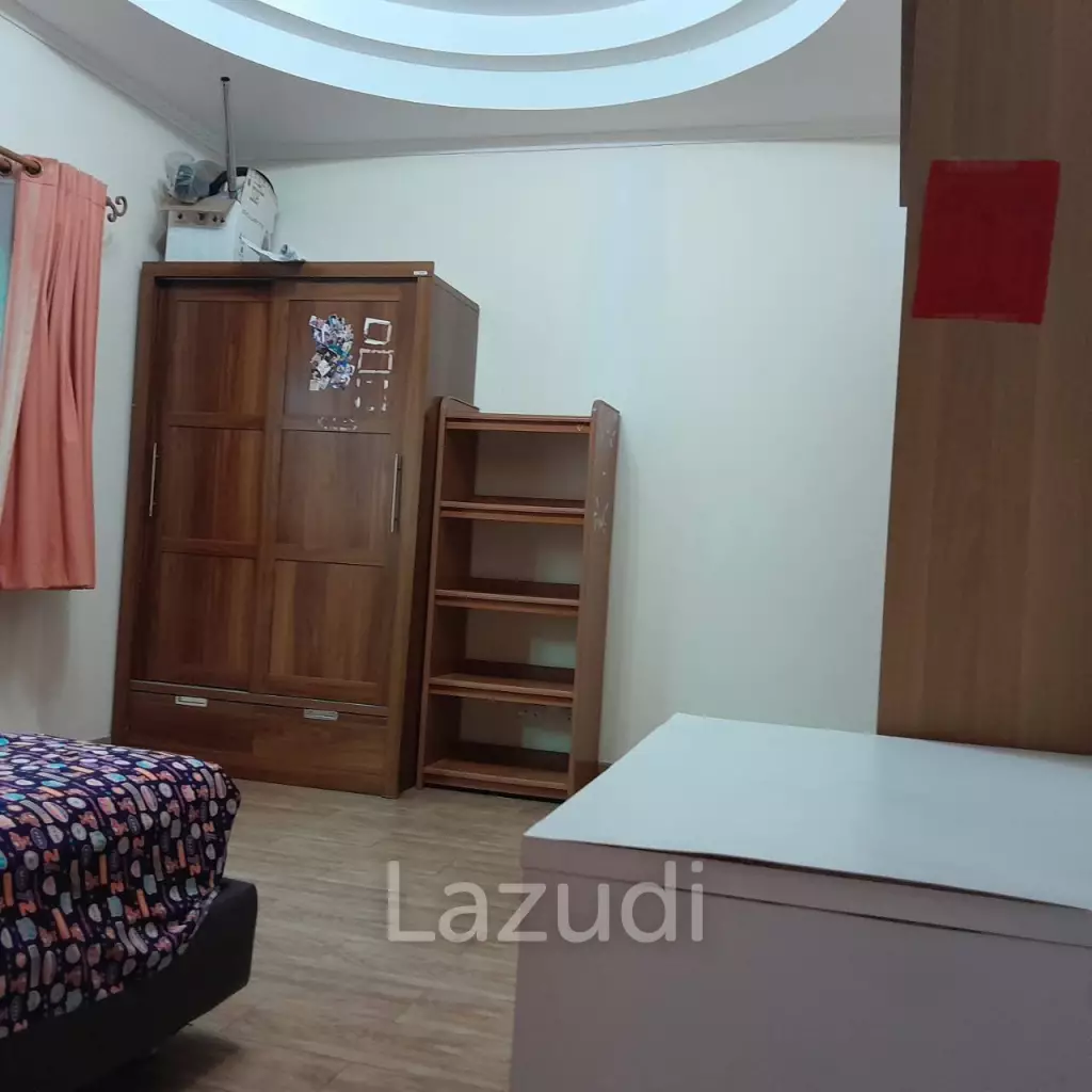 3 Bedrooms 3 Bathrooms 248 SQ.M House Corner Unit Soi Paniend Charg.