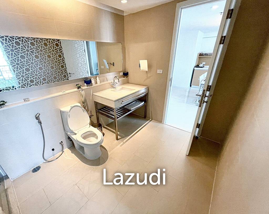 1 Bed 1 Bath 65.73 SQ.M. Sathorn Prime Residence