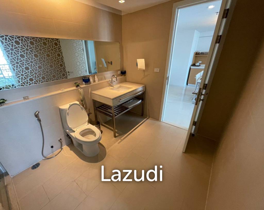 1 Bed 1 Bath 68.10 SQ.M. Sathorn Prime Residence