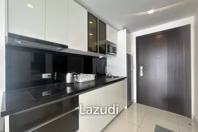 Studio 40 Sqm. Wongamat Tower Condominium
