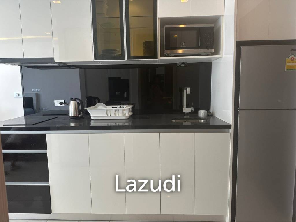 Studio 40 Sqm. Wongamat Tower Condominium