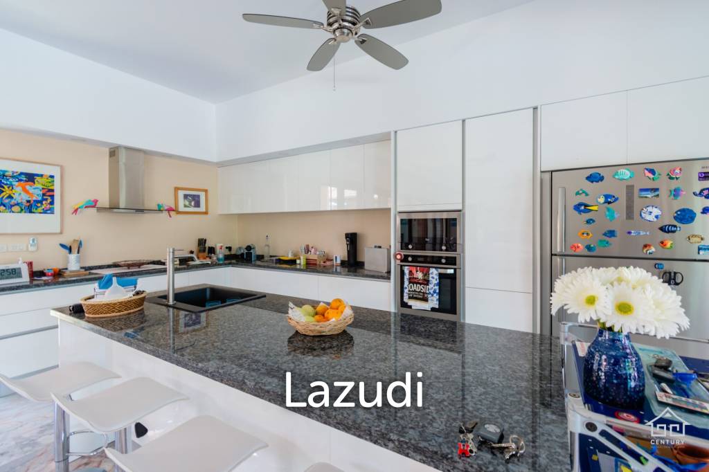 1,809 Sqm 3 Bed 4 Bath Villa For Sale