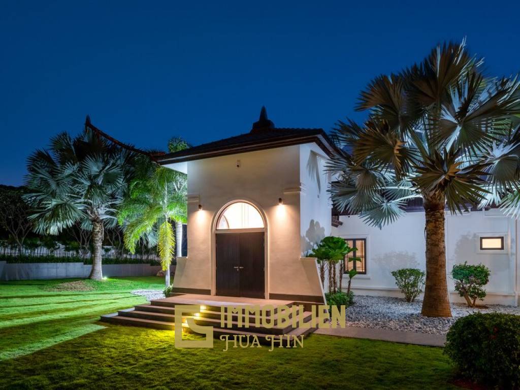 BelVida Estates Hua Hin : 5 Bedroom, Super Luxurious and Exclusive Pool Villa