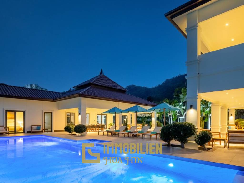 BelVida Estates Hua Hin : 5 Bedroom, Super Luxurious and Exclusive Pool Villa