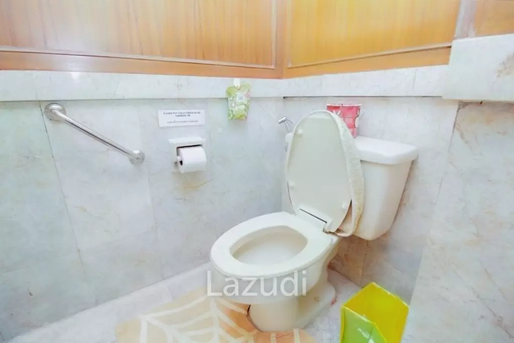 3 Bed 4,500 SQ.M Lakeside Villa 1 Residence