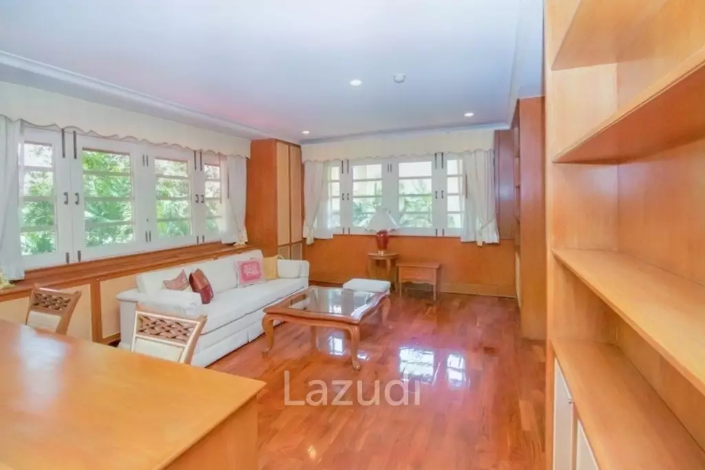 3 Bed 4,500 SQ.M Lakeside Villa 1 Residence
