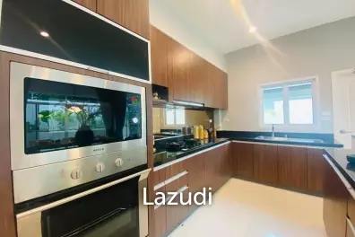 3 Bed 2 Bath 477 Sqm. House At Panalee baana