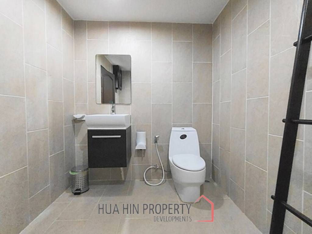 Spacious 2 Bed Sea View Condo For Sale K.M.Beach Condo