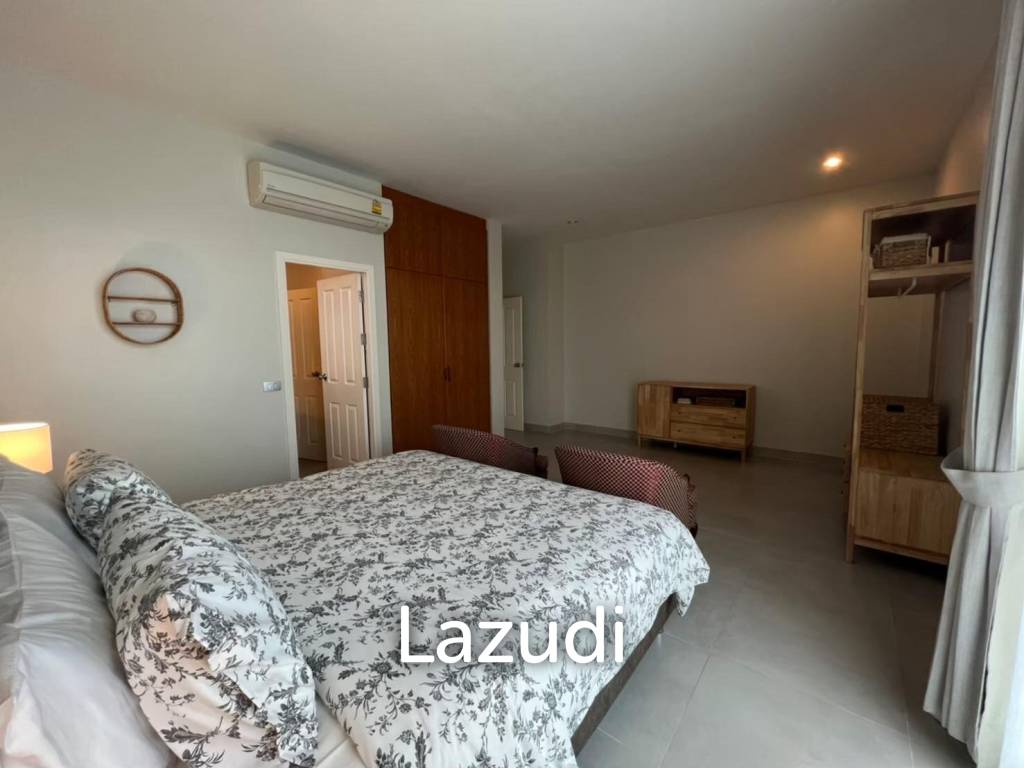 3 bedrooms 2 bathrooms 477 sqm. Panalee baana