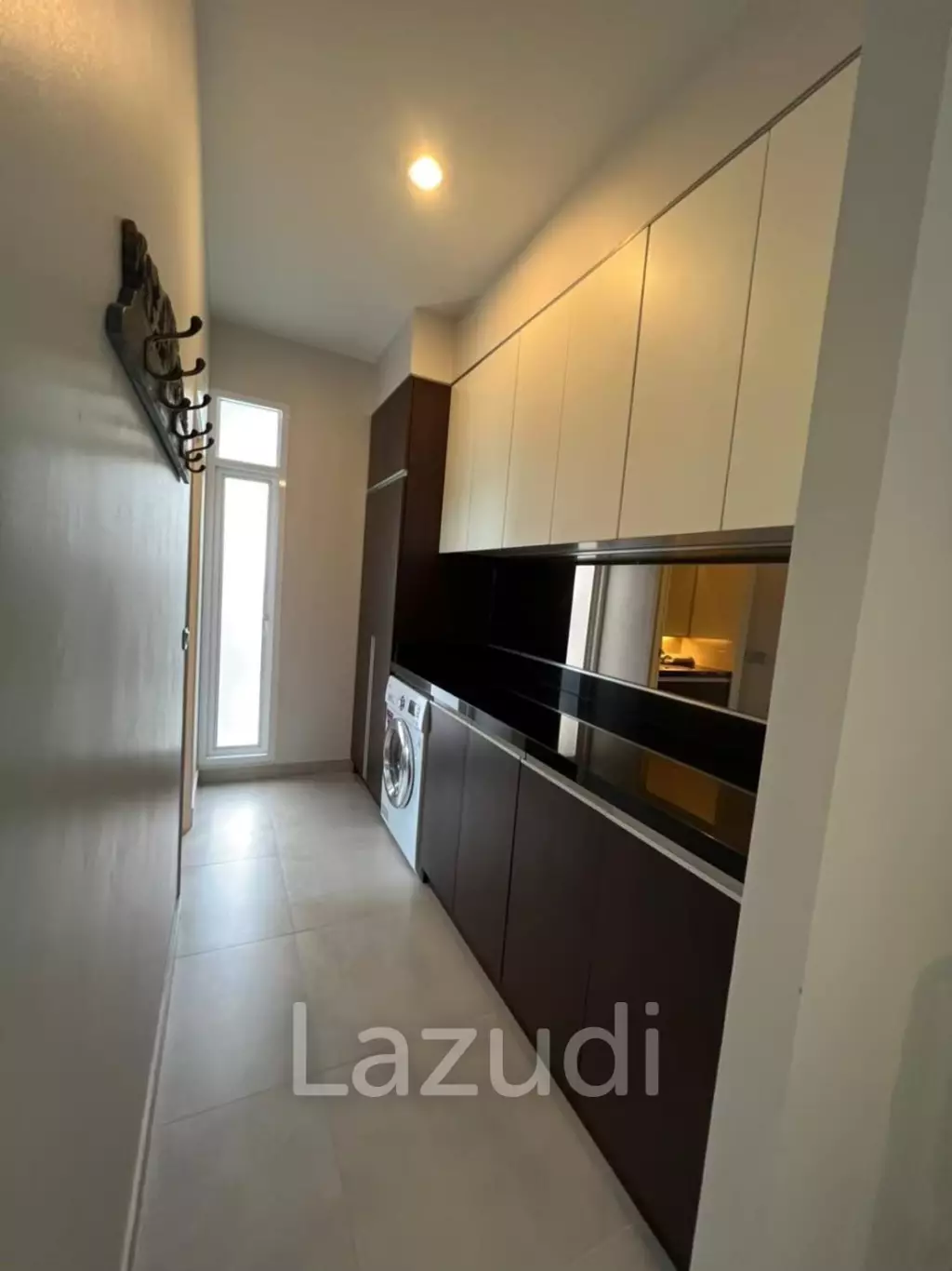 3 bedrooms 2 bathrooms 477 sqm. Panalee baana