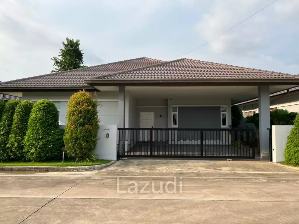 3 bedrooms 2 bathrooms 477 sqm. Panalee baana