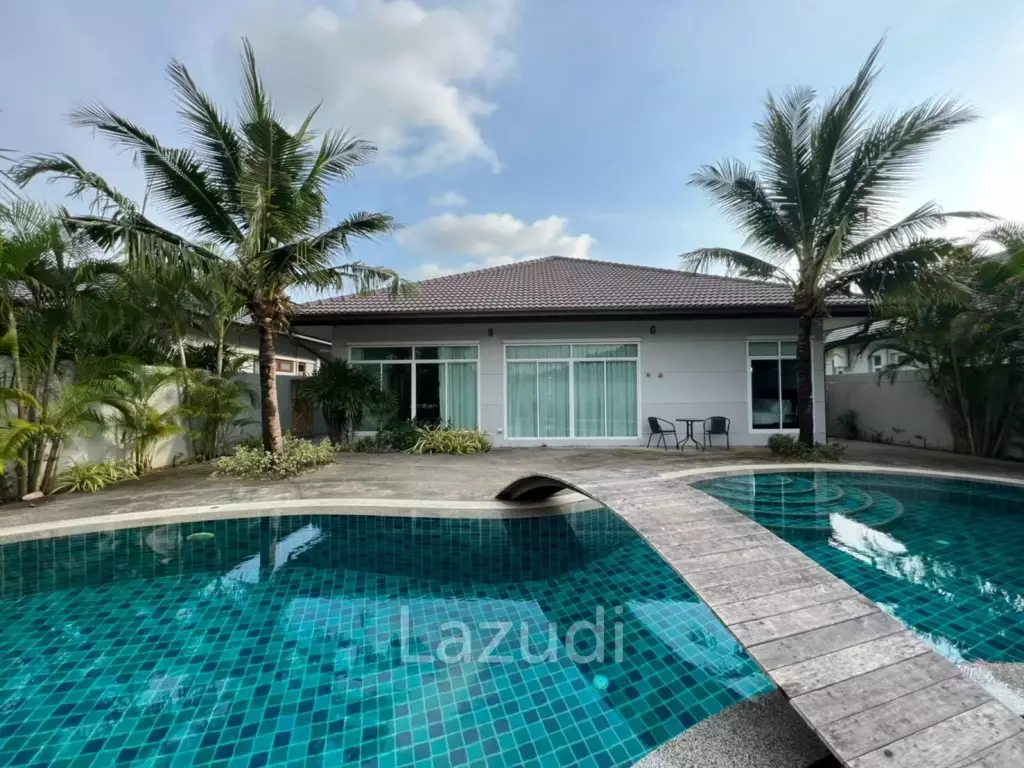 3 bedrooms 2 bathrooms 477 sqm. Panalee baana