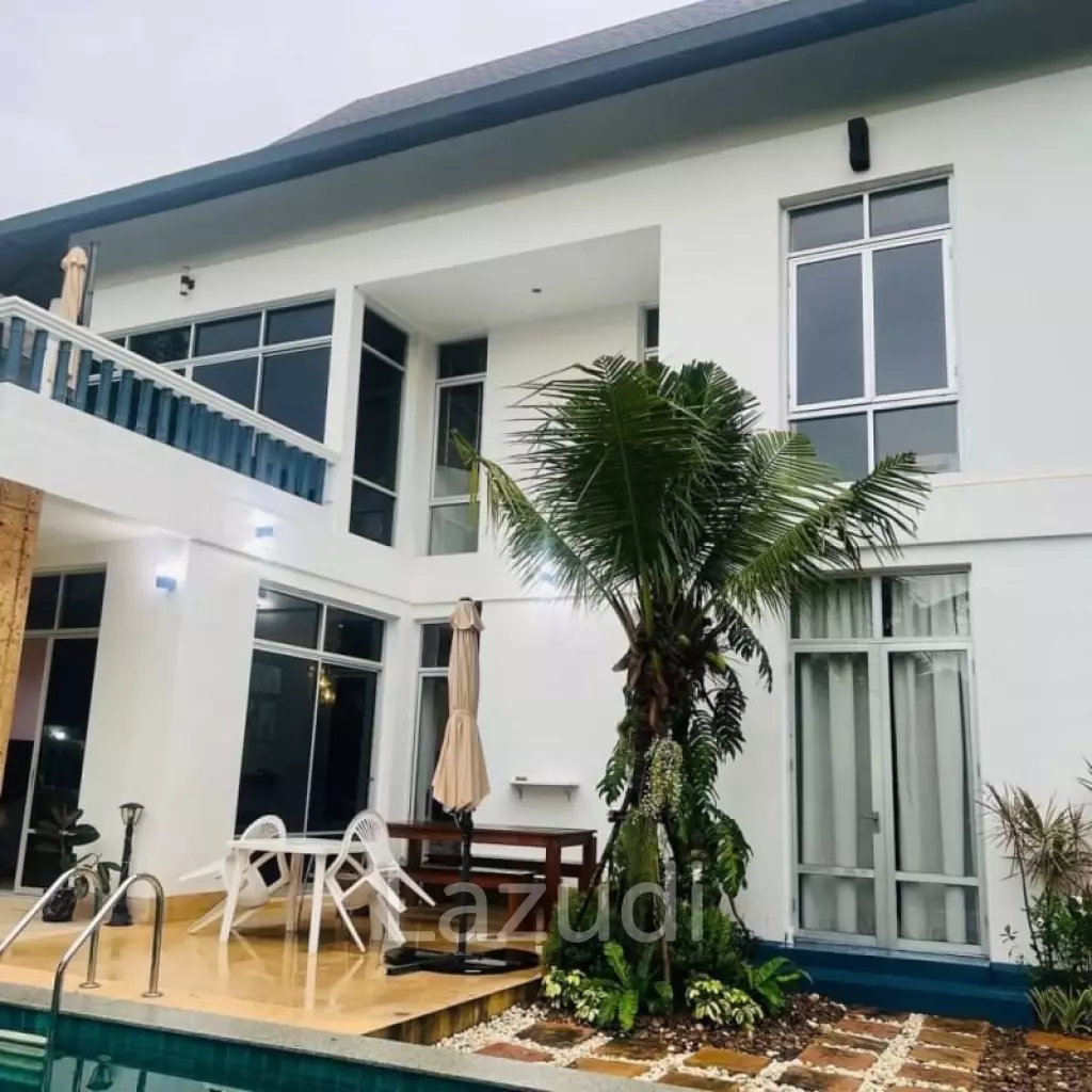 4 bedrooms 5 bathrooms 388 Sqm. Villa Jomtiean.