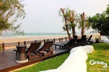 2 Bed Beachfront Condo