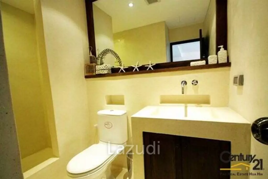 2 Bed Beachfront Condo