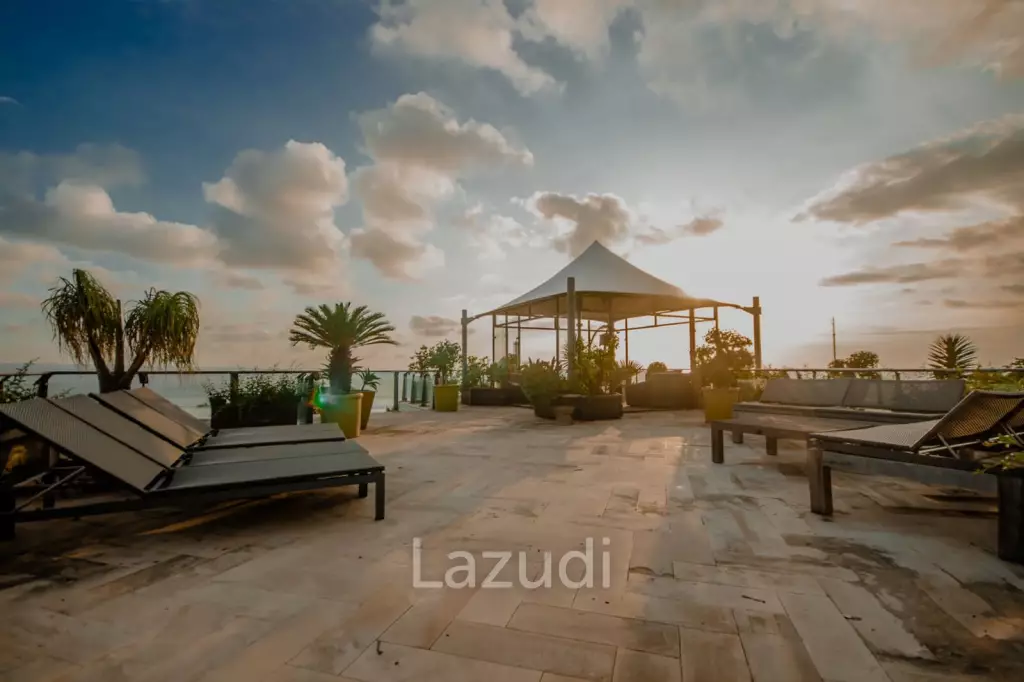 Ocean view Penthouse in Seminyak