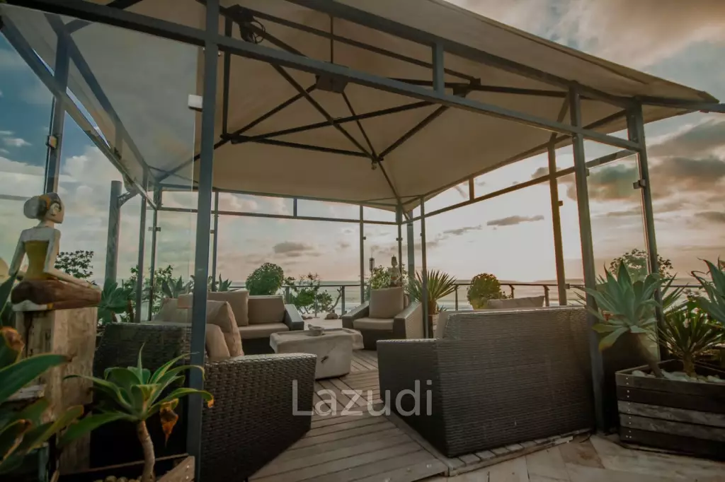 Ocean view Penthouse in Seminyak