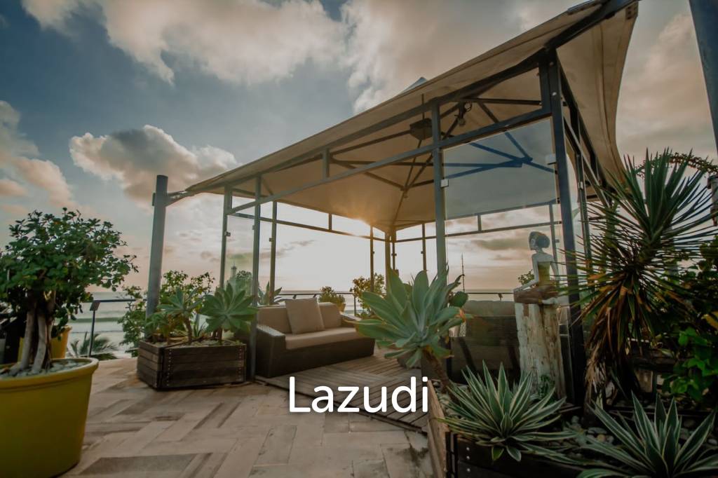 Ocean view Penthouse in Seminyak
