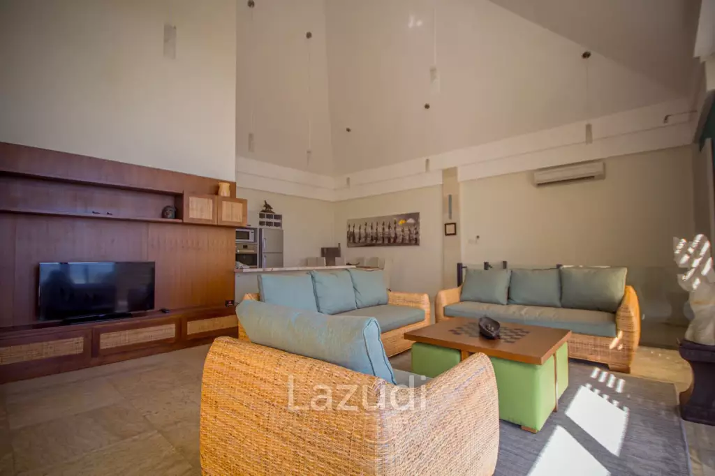 Ocean view Penthouse in Seminyak